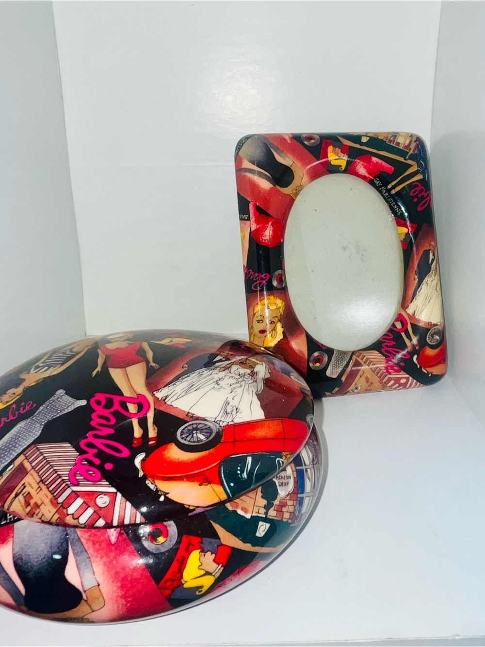 Barbie Multicolor Retro Print portrait and Trinket Box Set